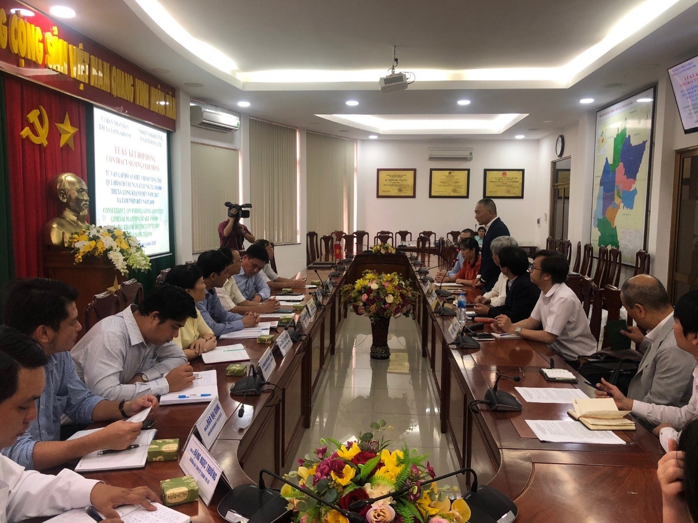 Contract Signing Ceremony for Consultancy on Adjusting Master Planning of Long Khanh Town, Dong Nai Province
